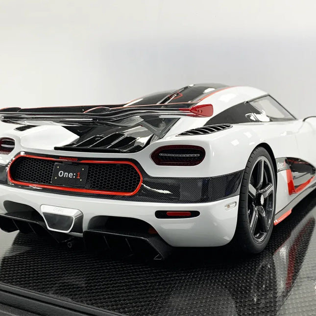 Koenigsegg One White and Red