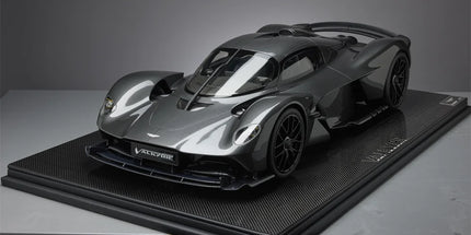 Aston Martin Valkyrie - Pre-Order (Carbon)